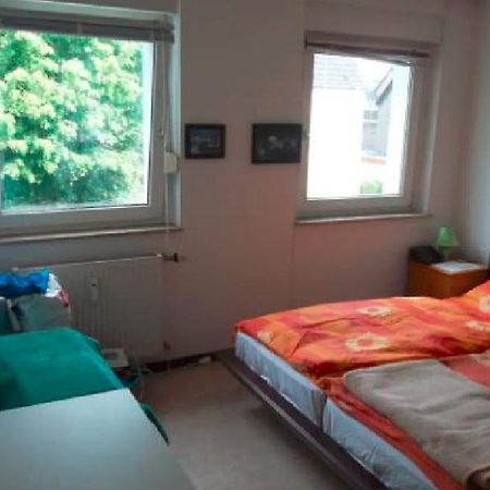 Duesseldorf - Separates, Privates Zimmer Екстер'єр фото